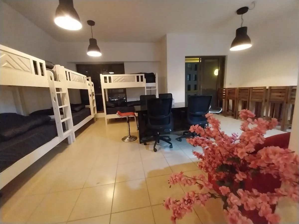 Urban Panda Hostel Sadaf Jbr Дубай