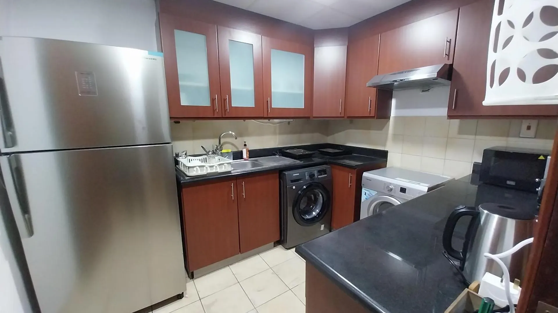 Urban Panda Hostel Sadaf Jbr Дубай